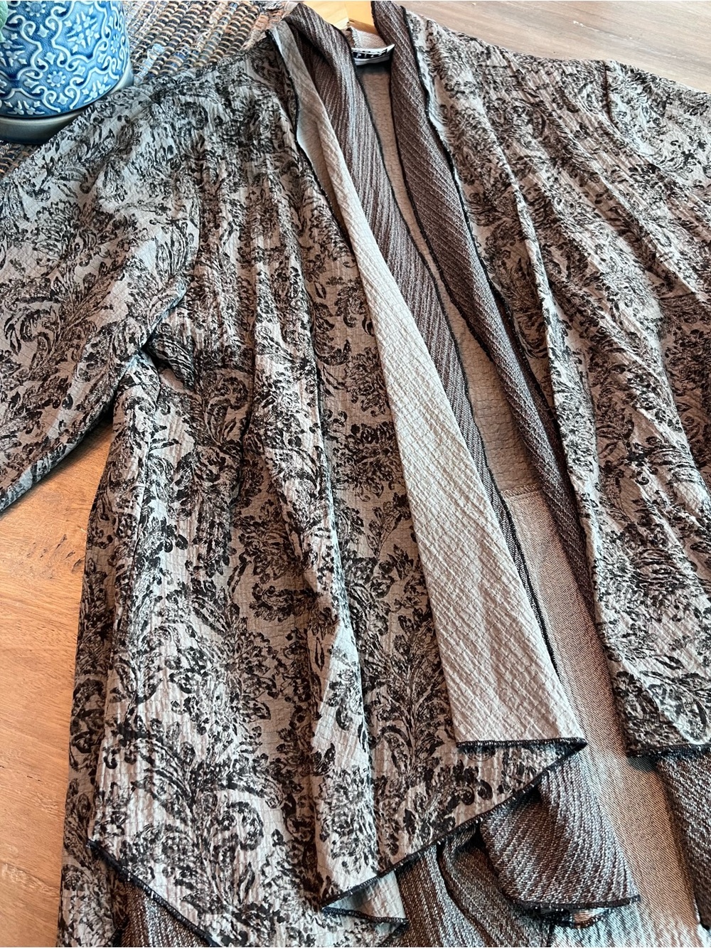 Habitat Lagenlook Multi Layer Greenish Gray/Black Crinkle Floral Jacket - Picture 11 of 12